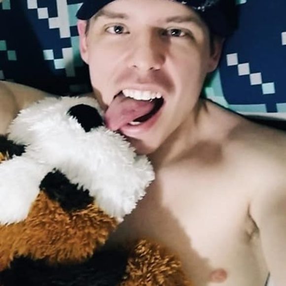 Meet your Posher, David - Picture 1 of 1